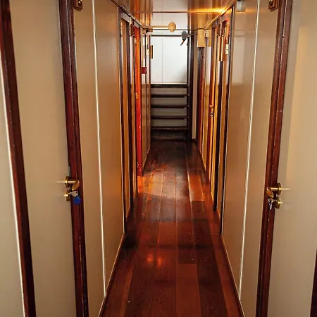Hotelboat 酒店 *