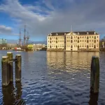Hotelboat Hotel