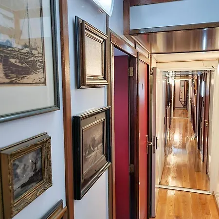 Hotelboat Hotel Amsterdam