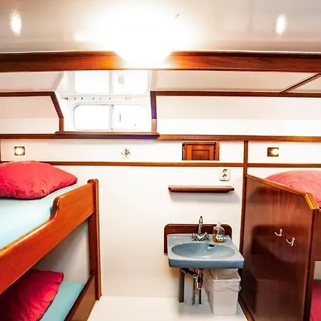 Hotel Hotelboat *