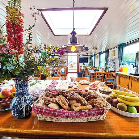 Hotelboat * Amsterdam