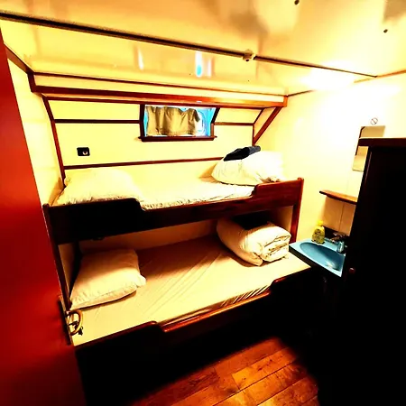 Hotel Hotelboat Amesterdão