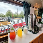 Hotelboat * Amsterdam