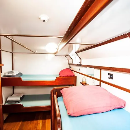 Hotelboat Hotell